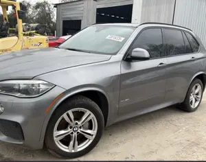BMW X5 2015 4.4 - 6