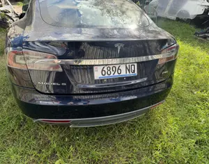 TESLA Model S 2014 0.1 - 2
