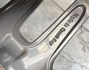 R18 MERCEDES-BENZ C 320 1976-2024 - 3