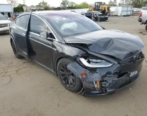 TESLA Model X 2016 0.1 - 4