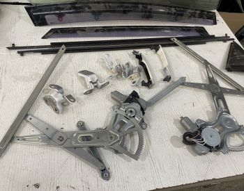 TOYOTA Prius V 2008-2017 - 3