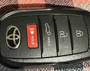 TOYOTA Land Cruiser Prado - 2