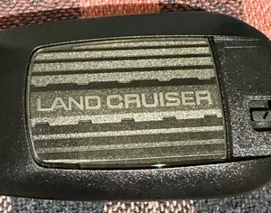 TOYOTA Land Cruiser Prado - 3