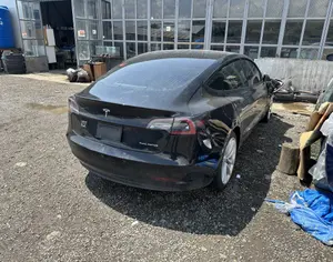 TESLA Model 3 2020 0.1 - 5