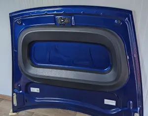 TESLA Model Y 2025-2026 - 2