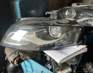 AUDI A4 2010-2012 - 1