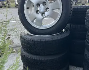 R15