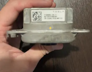 TESLA Model 3 2021-2023
