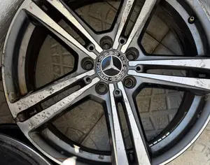 R18 MERCEDES-BENZ GLC 300 2020 - 1