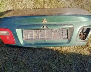 MITSUBISHI Carisma 1999-2003
