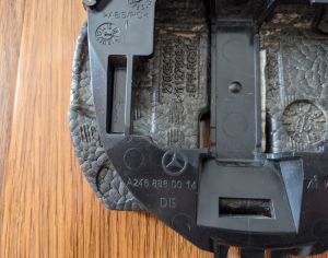 MERCEDES-BENZ A 180 2013-2018 - 4