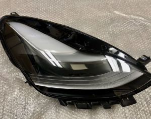 TESLA Model 3 2017-2024