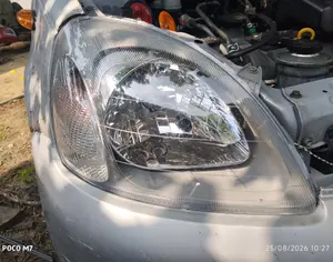 TOYOTA Vitz 1999-2001 - 4