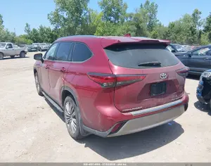 TOYOTA Highlander 2023 2.5 - 4