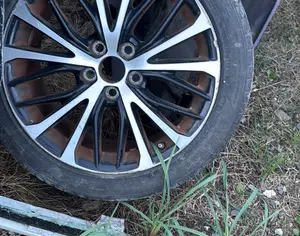 R18 TOYOTA Camry 2018-2020 - 1