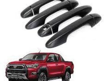 TOYOTA Hilux 2015-2023 - 1