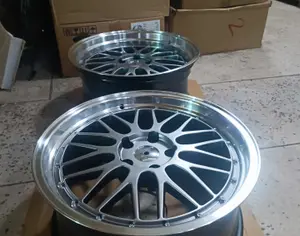 R18 MERCEDES-BENZ 208 1993-2025