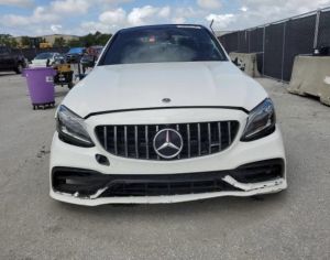 MERCEDES-BENZ C 63 AMG 2020 4.0