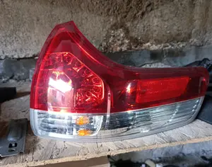 TOYOTA Sienna 2011-2014 - 1