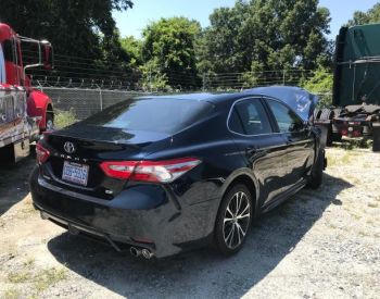 TOYOTA Camry 2018 2.5