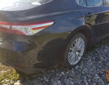 TOYOTA Camry 2018 2.5 - 7