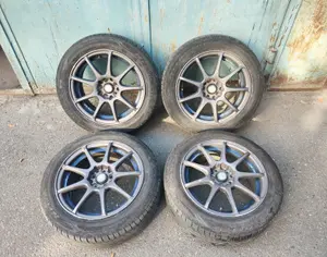 R16