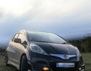 HONDA FIT 2009-2013 - 3