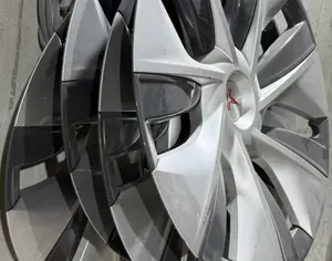 TESLA Model Y 2020-2024