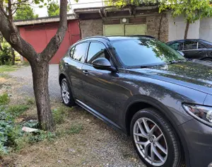 ALFA ROMEO Stelvio 2018 2.0 - 3