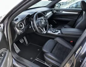 ALFA ROMEO Stelvio 2018 2.0 - 5