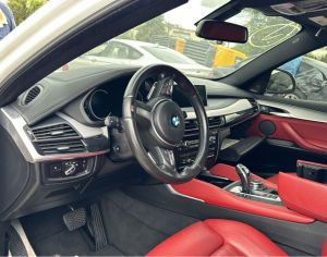 BMW X6 2017 4.4 - 2