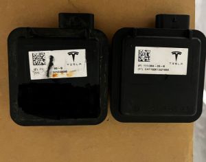 იყიდება Tesla Model 3 Homelink Module V (Option 2) - 2