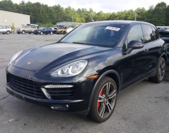 PORSCHE Cayenne 2013 4.8 - 1