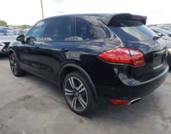 PORSCHE Cayenne 2013 4.8 - 3