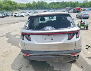 HYUNDAI Tucson 2022 1.6 - 5