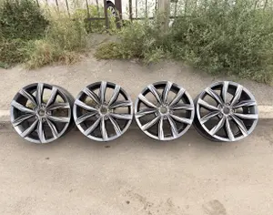R18 VOLKSWAGEN Tiguan 2015-2025 - 2