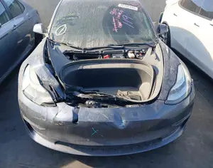 TESLA Model 3 2017-2023 - 3