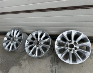 R16 TOYOTA Corolla 2018-2025 - 3