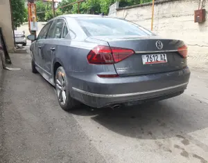 VOLKSWAGEN Passat 2011-2022 - 7