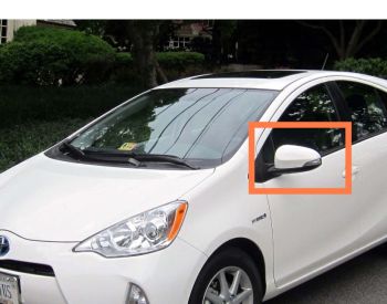 TOYOTA Prius C 1966-2026 - 5