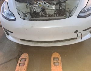 TESLA Model 3 2020 0.1 - 2