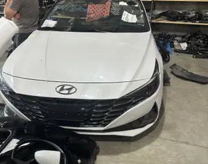 HYUNDAI Elantra 2015-2026