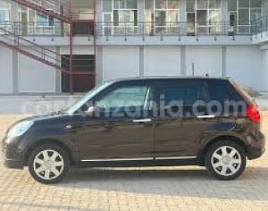 MAZDA Verisa 2001-2006