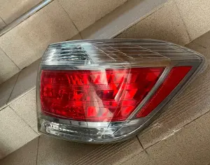 TOYOTA Highlander 2011-2014 - 1
