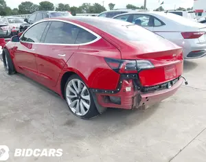 TESLA Model 3 2022 0.1 - 4