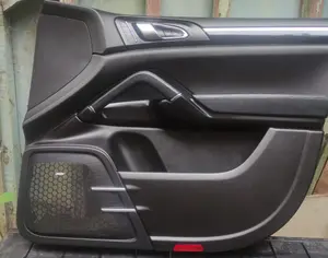 PORSCHE Cayenne 2015