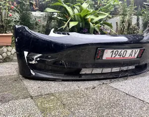 TESLA Model 3 2021 6.4 - 7