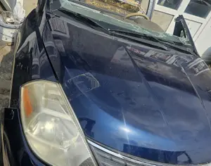 NISSAN Versa 2005-2012 - 1