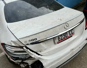 MERCEDES-BENZ E 300 2016-2021 - 3