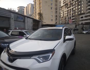 TOYOTA RAV -4 2015-2018კაპოტის სპოილერი დამცავი, ორიგინალი მანქანაზე მოხსნილია.იდეალირ მდგომარეობაში. - 4